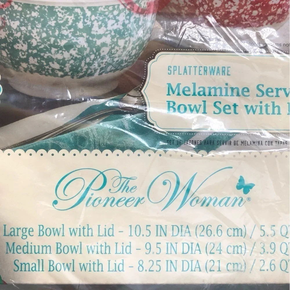 - Pioneer woman splatterware. 6 piece set. 3 bowl and tops .